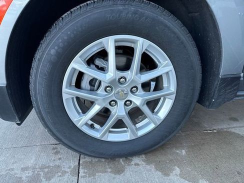 Certified 2024 Chevrolet Equinox LT image 27