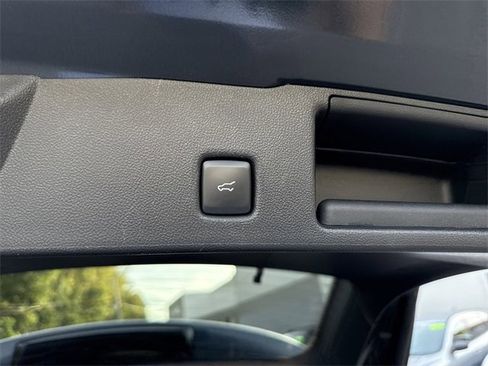 Used 2022 Ford Escape SEL w/ Technology Package image 34