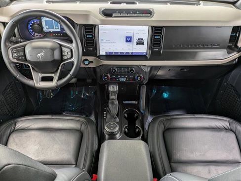 Used 2023 Ford Bronco Wildtrak AWD/4WD image 17