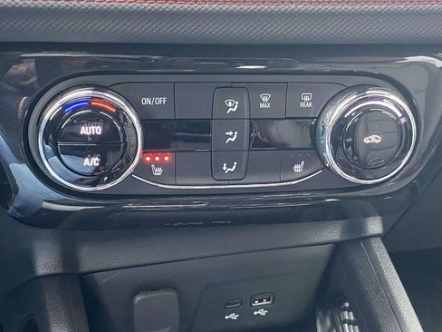 New 2026 Chevrolet TrailBlazer RS w/ Convenience Package FWD image 28