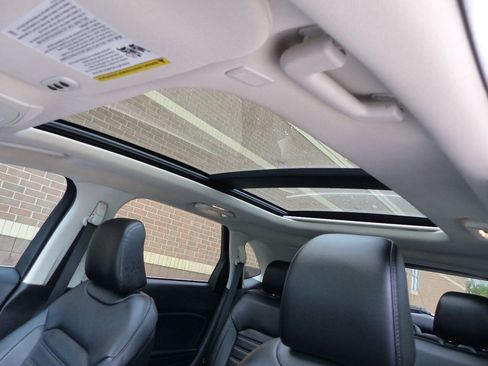 Used 2024 Ford Edge SEL w/ Convenience Package AWD/4WD image 36