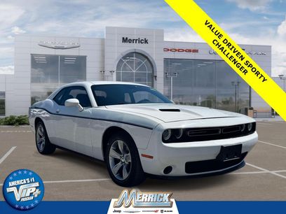 Used 2016 Dodge Challenger SXT