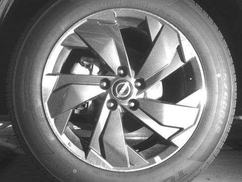 Used 2025 Nissan Rogue SV FWD image 15