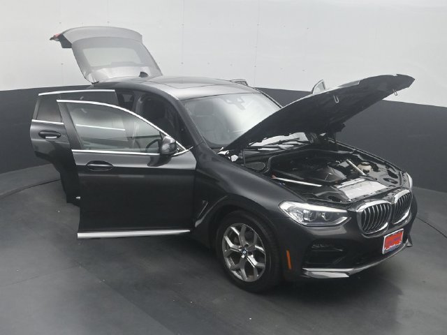 Used 2021 BMW X4 xDrive30i AWD/4WD image 43