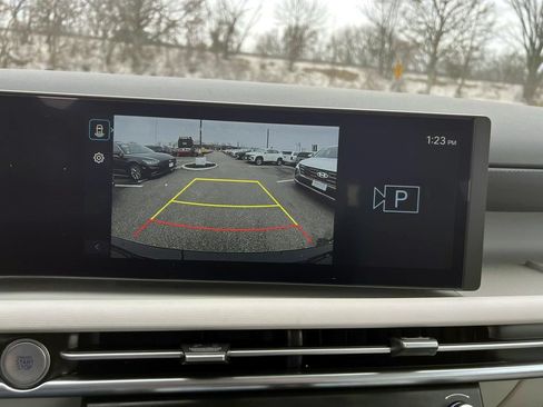 Certified 2025 Hyundai Tucson SE AWD/4WD image 20