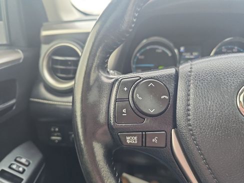 Used 2018 Toyota RAV4 XLE image 22