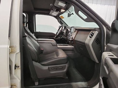 Used 2016 Ford F250 Lariat w/ Lariat Ultimate Package AWD/4WD image 7