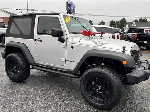 Used 2012 Jeep Wrangler Sport image 3