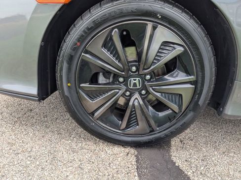 Used 2019 Honda Civic EX image 25