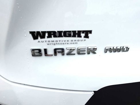 Used 2025 Chevrolet Blazer LT AWD/4WD image 10