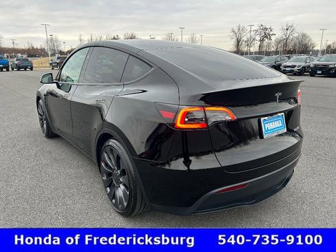 Used 2024 Tesla Model Y Performance image 4