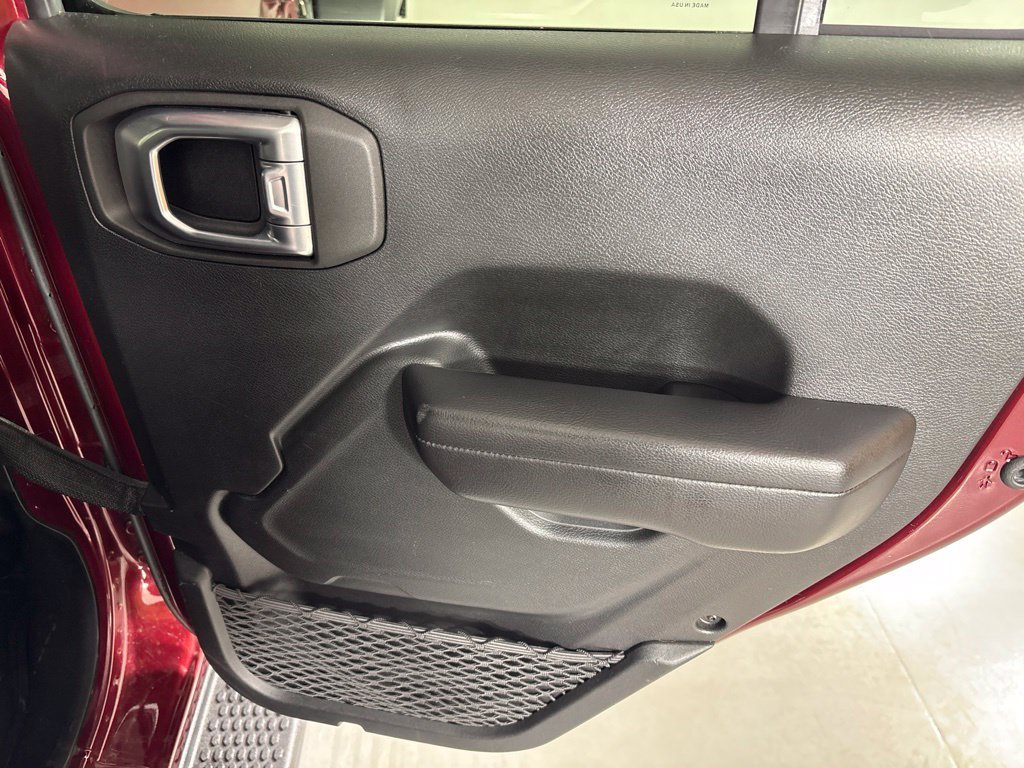 Used 2021 Jeep Wrangler Unlimited Sport AWD/4WD image 17