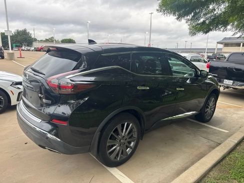 Used 2021 Nissan Murano SV w/ SV Special Edition Package FWD image 3