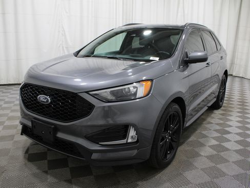 Used 2022 Ford Edge ST-Line image 34