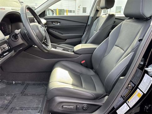 Certified 2025 Honda Accord EX-L image 12