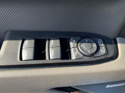 Used 2023 Chevrolet Silverado 1500 ZR2 w/ Technology Package image 27