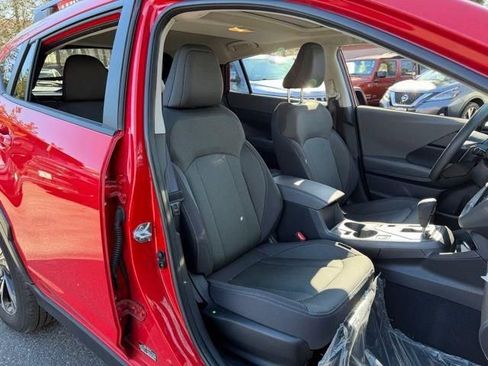 Used 2024 Subaru Crosstrek 2.0i Premium image 12