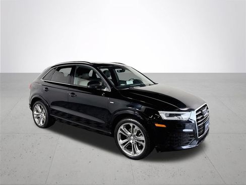 Used 2016 Audi Q3 2.0T Prestige w/ Prestige Package AWD/4WD image 4