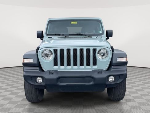 Used 2023 Jeep Wrangler Unlimited Sport AWD/4WD image 2