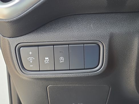 Used 2024 Kia Soul LX w/ Option Group 015 FWD image 26