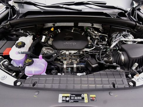 New 2026 Jeep Grand Cherokee Limited image 17