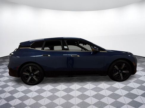 Certified 2023 BMW iX xDrive50 w/ Premium Package image 7