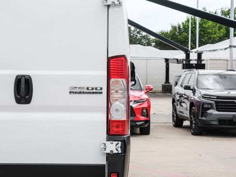 Used 2025 RAM ProMaster 2500 w/ Convenience Group FWD image 45