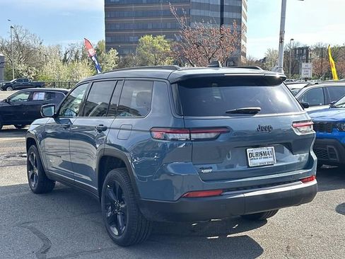 New 2026 Jeep Grand Cherokee L Limited w/ Limited Altitude Package AWD/4WD image 4