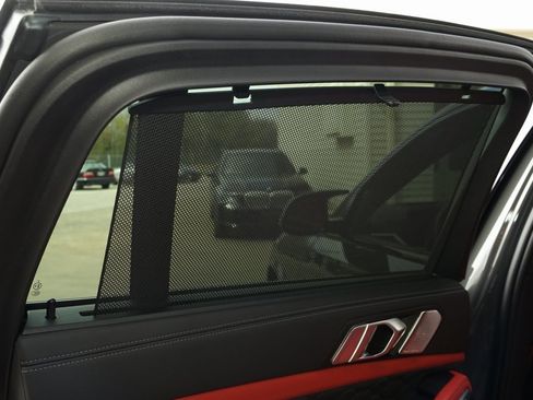 Used 2025 BMW X6 M Competition image 24