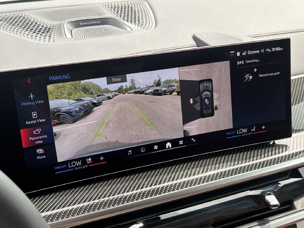 Used 2027 BMW X7 M60i AWD/4WD image 24