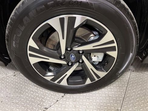 Certified 2025 Subaru Crosstrek 2.0i Premium image 22