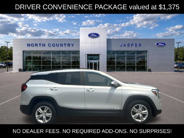 Used 2022 GMC Terrain SLE w/ Driver Convenience Package FWD image 1