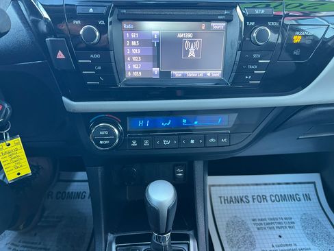 Used 2016 Toyota Corolla S Special Edition image 20