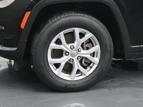 Used 2021 Jeep Grand Cherokee L Limited AWD/4WD image 12