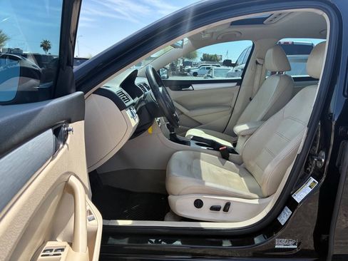 Used 2013 Volkswagen Passat 2.5 SE FWD image 15