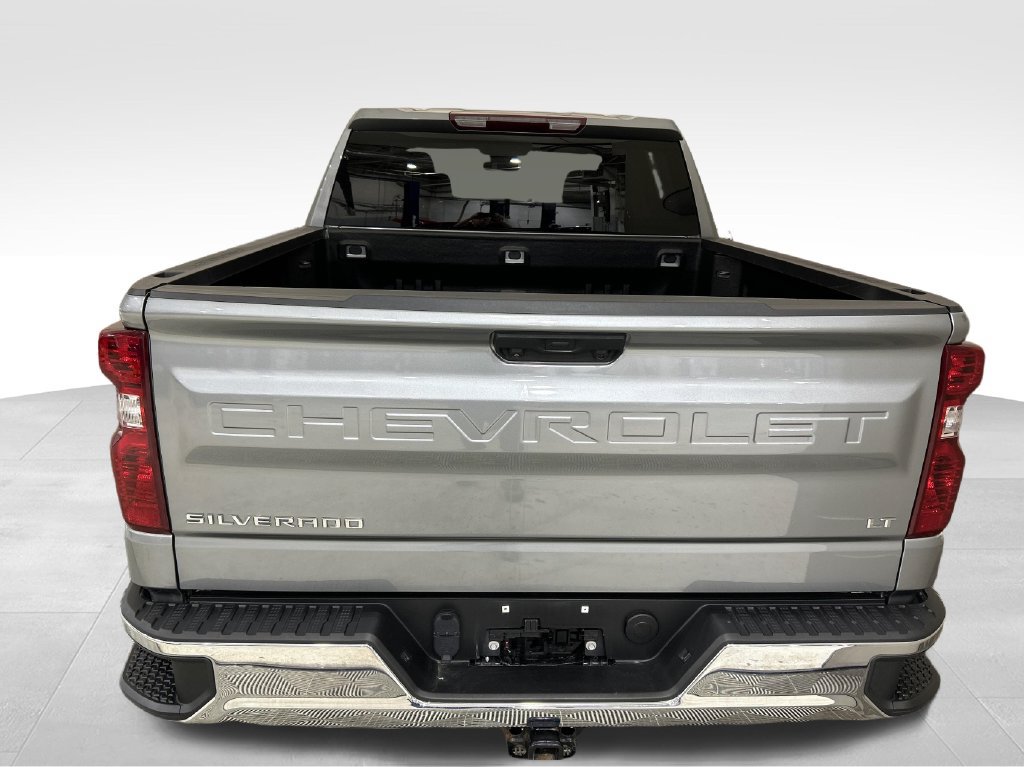 Used 2024 Chevrolet Silverado 1500 LT AWD/4WD image 4
