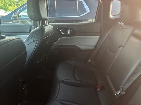 Used 2025 Jeep Compass Limited AWD/4WD image 17