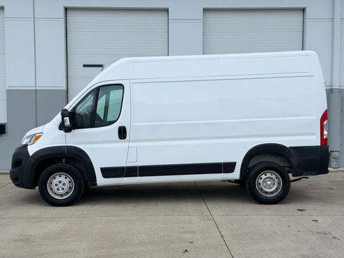 Used 2023 RAM ProMaster 1500 w/ Driver Convenience Group image 2