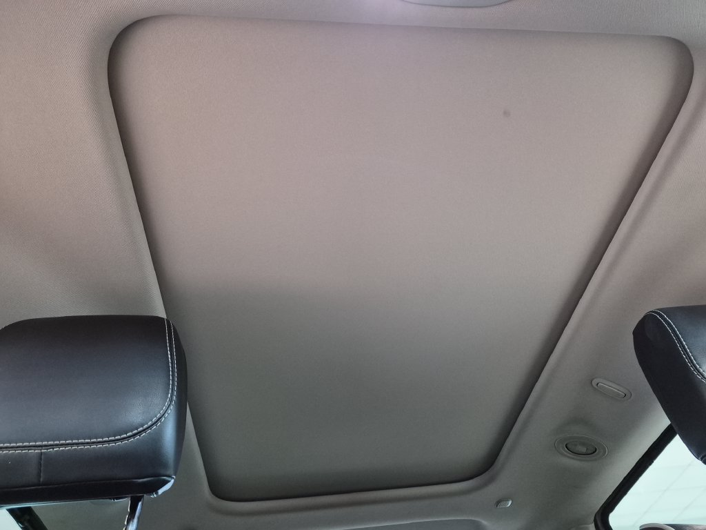 Used 2023 Chrysler Pacifica Limited FWD image 29