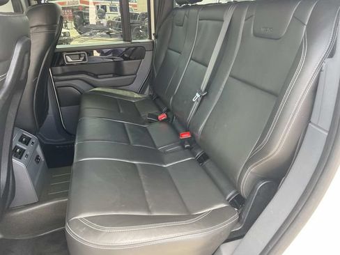 Used 2024 INEOS Grenadier Station Wagon AWD/4WD image 17