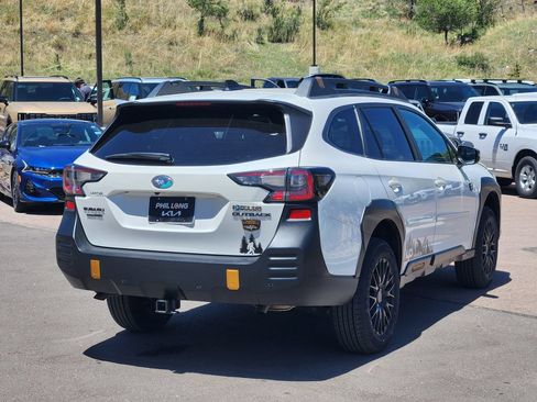 Used 2022 Subaru Outback Wilderness AWD/4WD image 5