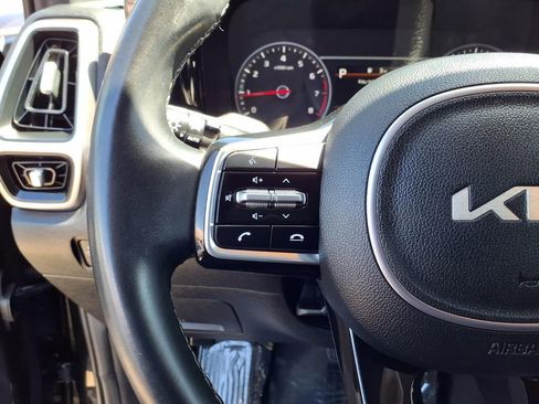Certified 2023 Kia Sorento EX FWD image 15