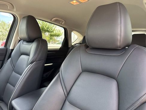 Certified 2025 MAZDA CX-5 AWD 2.5 S w/ Select Package image 28