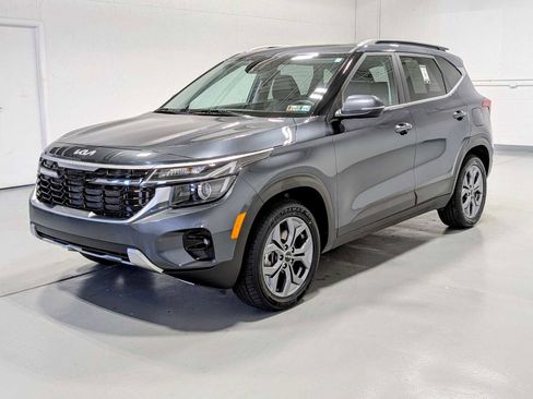 Used 2024 Kia Seltos S AWD/4WD image 1