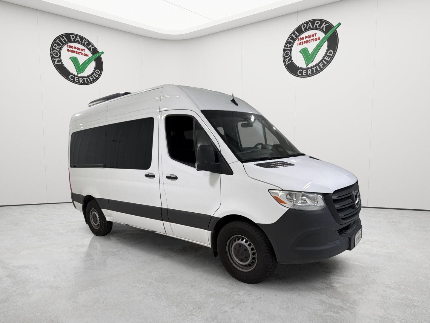 Used 2025 Mercedes-Benz Sprinter 2500 image 8