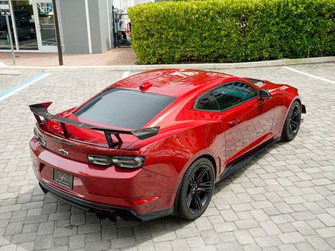 Used 2021 Chevrolet Camaro ZL1 image 22