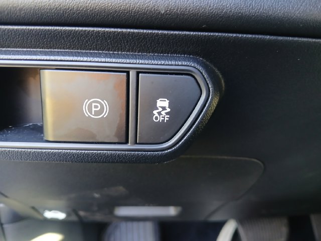 Certified 2025 Kia K4 FWD image 33