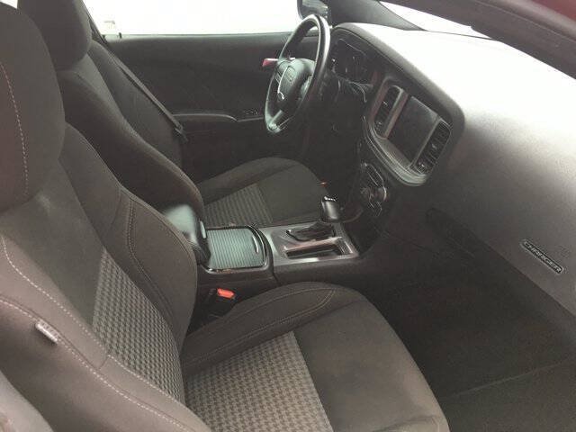 Used 2023 Dodge Charger SXT w/ Blacktop Package AWD/4WD image 20