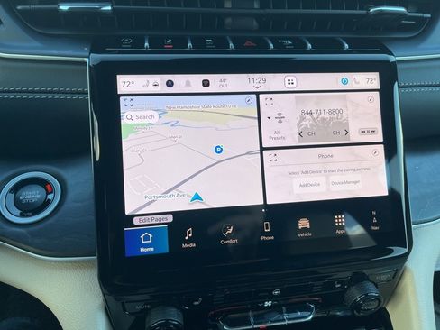 New 2025 Jeep Grand Cherokee Limited image 24