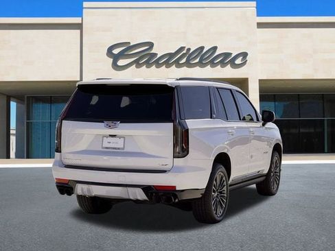 Used 2024 Cadillac Escalade V image 4